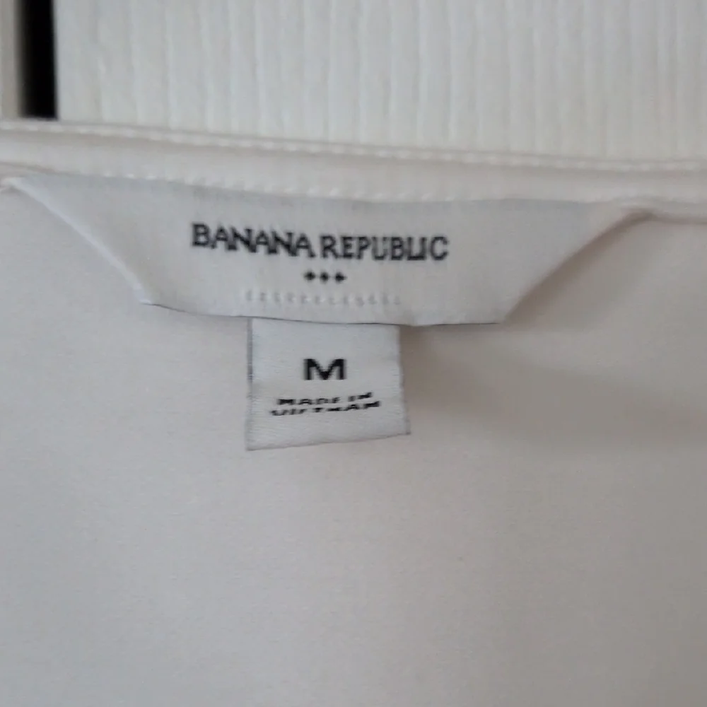 Banana Republic women's white structured Short Sleeve Top  fabric M - Picture 2 of 7